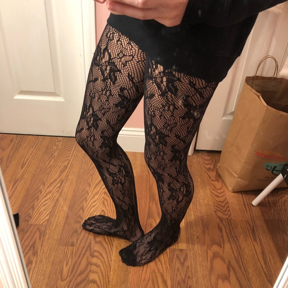 Floral pattern tights
